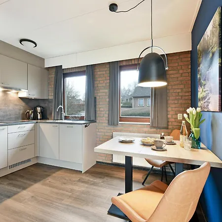 Detached Bungalow, 8 Km Of The Drielandenpunt * Vijlen
